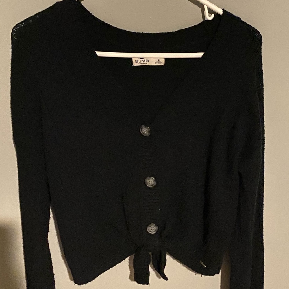 Hollister sweater